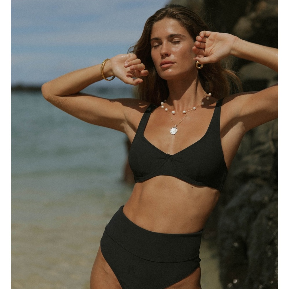 Bikini Set - Picture 7 of 14